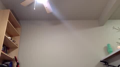 Snapshot of latenightkash chatting on February 2026 09:08:02 AM Roxy blue online show from February 2026 09:08:02 AM