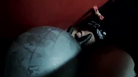 Snapshot of latexchris77 chatting on January 2025 09:07:01 PM latexchris77 online show from January 2025 09:07:01 PM