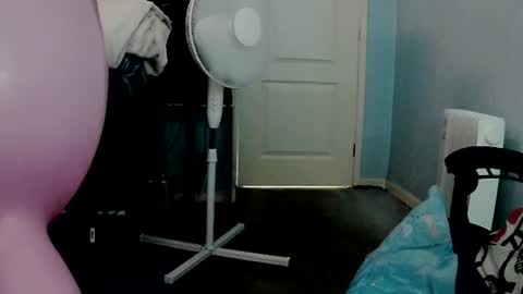 Snapshot of latexchris77 chatting on July 2026 03:49:01 PM latexchris77 online show from July 2026 03:49:01 PM