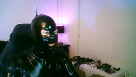 latexminheadroom online show from September 2025 01:40:02 AM