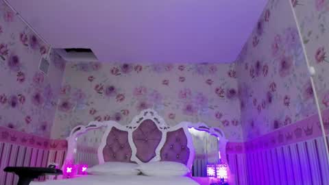 Snapshot of latin_ashley_ chatting on February 2025 05:48:01 AM Valeria online show from February 2025 05:48:01 AM