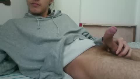 Snapshot of latin_boi6 chatting on January 2026 05:59:02 PM Angel online show from January 2026 05:59:02 PM