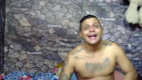 Snapshot of latin_hornycouple chatting on January 2025 03:45:01 PM latin_hornycouple online show from January 2025 03:45:01 PM