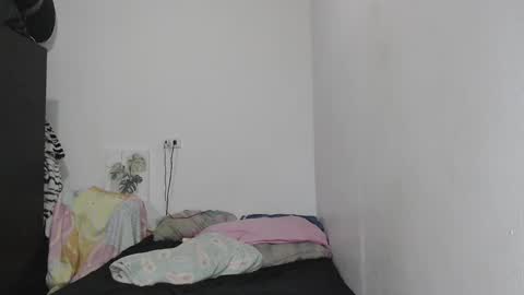 Snapshot of latin_meg chatting on December 2024 01:07:02 AM M E G A N online show from December 2024 01:07:02 AM