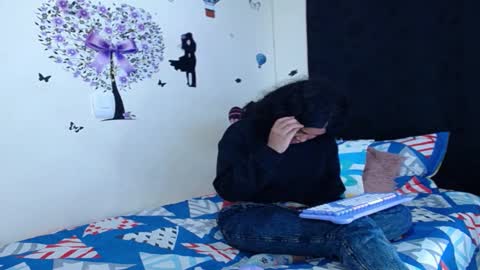 karen online show from December 2024 02:52:01 AM