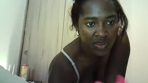 latina033 online show from March 2026 11:44:02 PM