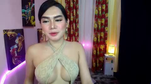 Snapshot of latina_goddes4uxxx chatting on December 2024 05:45:01 AM ask me online show from December 2024 05:45:01 AM