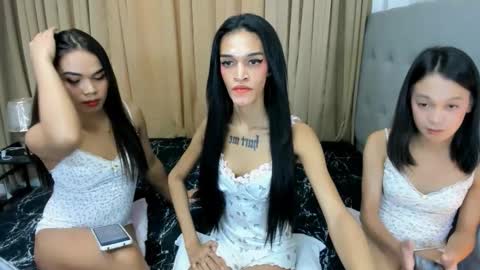 Snapshot of latina_goddes4uxxx chatting on December 2025 10:29:02 PM ask me online show from December 2025 10:29:02 PM