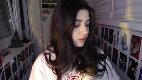 miiiiiiaaaa online show from January 2025 03:46:01 AM