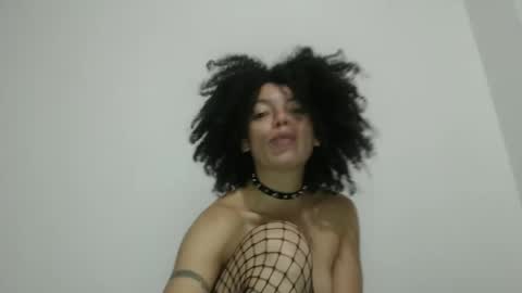Snapshot of latinadreamy chatting on October 2025 01:50:02 AM Latinacoka online show from October 2025 01:50:02 AM