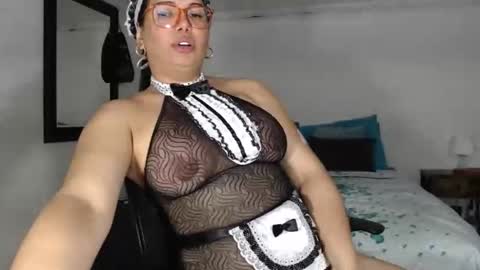 FLOR SALVAJE online show from April 2026 09:42:02 PM