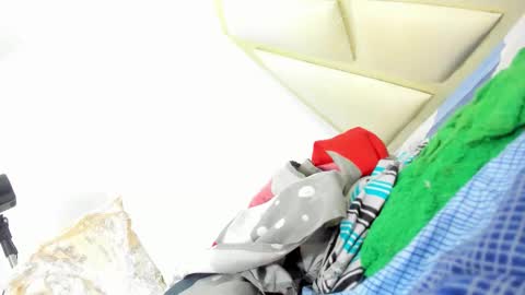 Snapshot of latinebonyts chatting on September 2025 01:51:02 AM latinebonyts online show from September 2025 01:51:02 AM