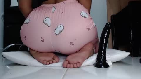 Martina  April online show from January 2025 05:08:02 AM