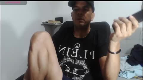 Snapshot of latinmartin254 chatting on May 2026 03:45:02 AM latinmartin254 online show from May 2026 03:45:02 AM