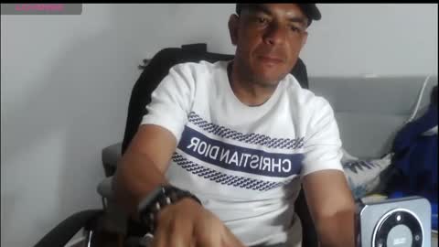 Snapshot of latinmartin254 chatting on May 2026 01:34:02 AM latinmartin254 online show from May 2026 01:34:02 AM