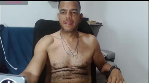 Snapshot of latinmartin254 chatting on May 2026 01:47:01 AM latinmartin254 online show from May 2026 01:47:01 AM