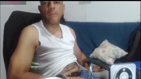 Snapshot of latinmartin254 chatting on May 2026 12:05:01 AM latinmartin254 online show from May 2026 12:05:01 AM