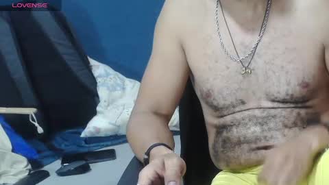 Snapshot of latinmartin254 chatting on May 2026 01:58:01 AM latinmartin254 online show from May 2026 01:58:01 AM