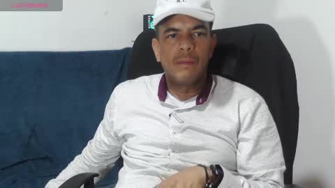 Snapshot of latinmartin254 chatting on May 2026 01:12:02 AM latinmartin254 online show from May 2026 01:12:02 AM