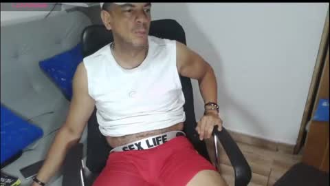 Snapshot of latinmartin254 chatting on June 2026 03:37:01 AM latinmartin254 online show from June 2026 03:37:01 AM