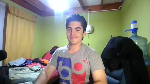 Snapshot of latinn_babe chatting on January 2026 01:31:02 AM latinn_babe online show from January 2026 01:31:02 AM