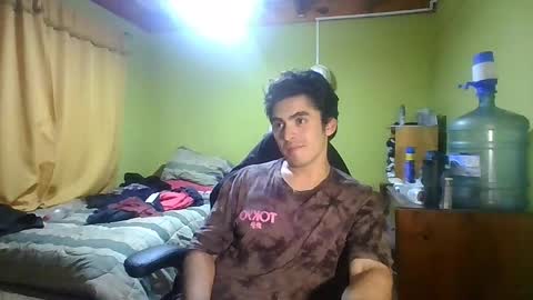 Snapshot of latinn_babe chatting on April 2026 03:40:02 AM latinn_babe online show from April 2026 03:40:02 AM