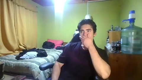 Snapshot of latinn_babe chatting on April 2026 02:39:02 AM latinn_babe online show from April 2026 02:39:02 AM