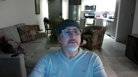 QS - INDEPENDENT MODEL online show from February 2025 02:45:02 AM