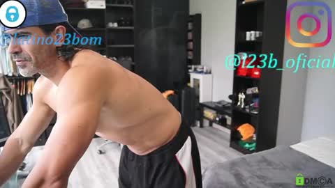 sam online show from May 2026 11:04:01 AM