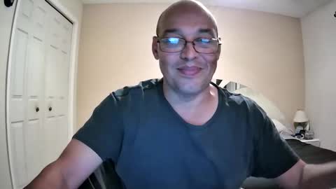 latinoinfla online show from October 2025 02:09:02 AM