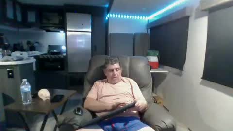 latniter online show from February 2025 01:36:01 AM