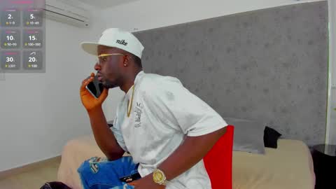 LEANDRO online show from February 2025 11:41:02 AM