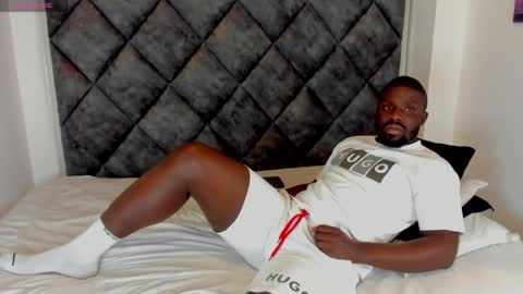 LEANDRO online show from October 2025 03:29:02 AM