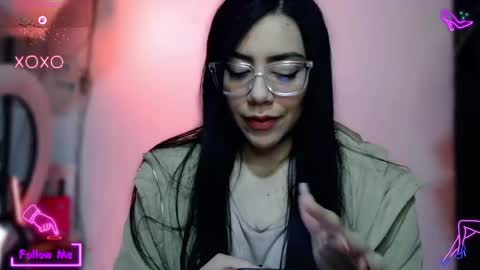 Snapshot of laujgray chatting on October 2025 03:39:02 AM laujgray online show from October 2025 03:39:02 AM