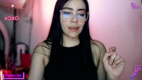 Snapshot of laujgray chatting on November 2025 05:29:01 AM laujgray online show from November 2025 05:29:01 AM