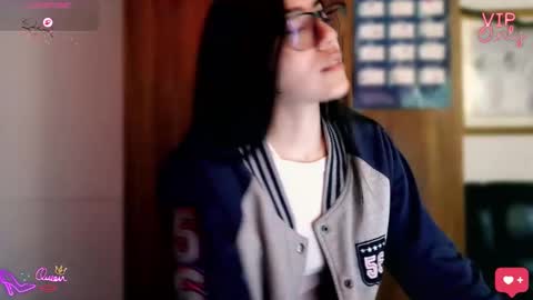 Snapshot of laujgray chatting on January 2026 12:08:02 PM laujgray online show from January 2026 12:08:02 PM