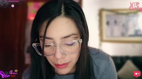 laujgray online show from April 2026 08:44:02 AM