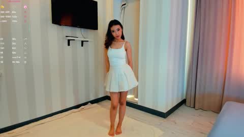 Lauma online show from February 2026 05:04:01 AM