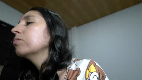 Snapshot of laura_1717 chatting on July 2026 12:28:01 AM laura online show from July 2026 12:28:01 AM