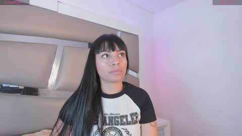 Snapshot of laura__js_ chatting on February 2025 08:14:02 PM laura__js_ online show from February 2025 08:14:02 PM