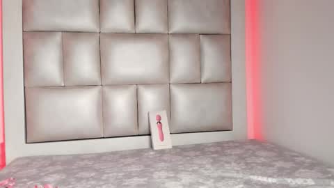 Snapshot of laura__js_ chatting on November 2025 06:16:02 AM laura__js_ online show from November 2025 06:16:02 AM