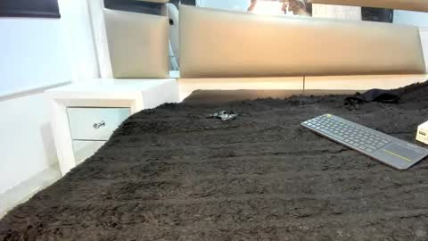 Snapshot of laura__js_ chatting on December 2025 04:23:02 PM laura__js_ online show from December 2025 04:23:02 PM