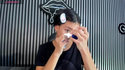 Laura online show from February 2025 12:47:02 PM