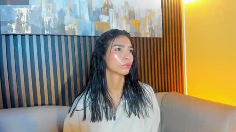 Laura online show from March 2026 12:30:02 PM