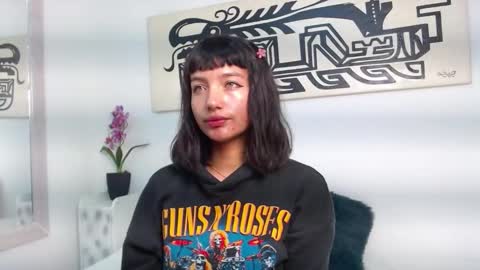 Laura Gibson online show from February 2026 12:03:01 PM