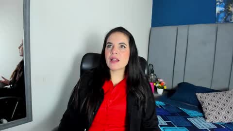 laura hotties online show from February 2026 12:53:02 PM