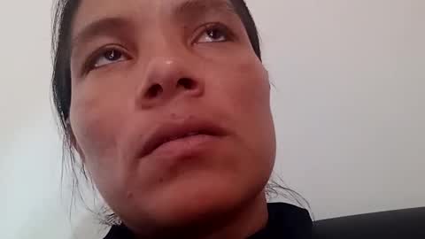  Laura  online show from January 2026 06:23:01 PM