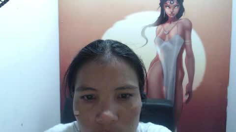  Laura  online show from April 2026 05:03:02 PM