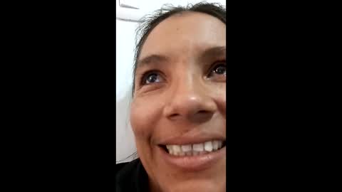  Laura  online show from April 2026 07:20:02 PM