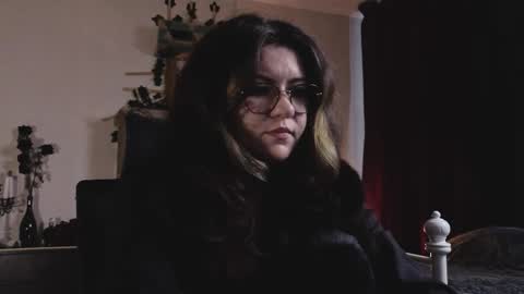 Miss Laura online show from February 2026 09:42:02 AM